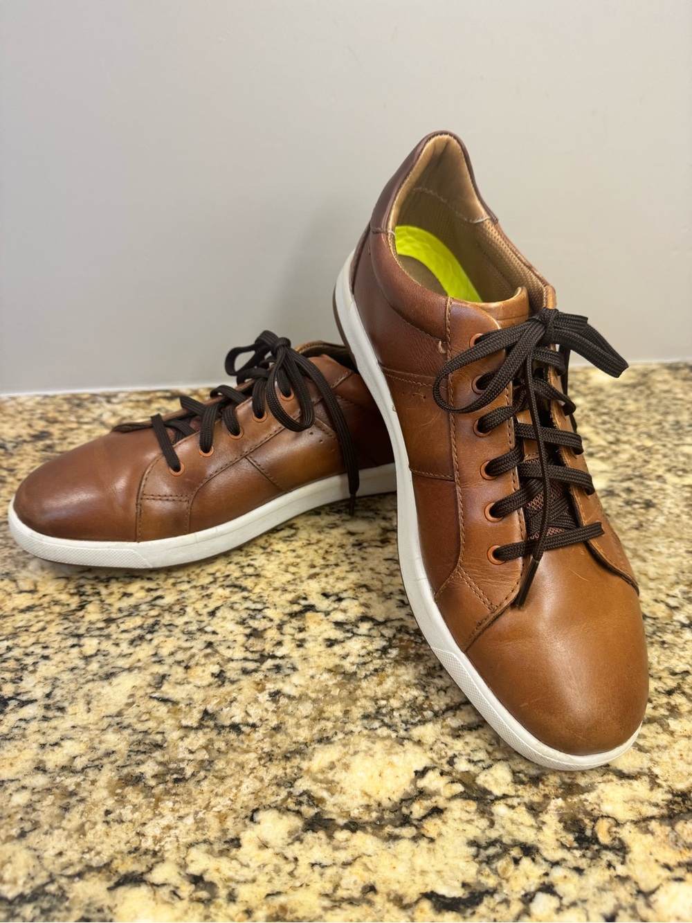 Men's Low-Top Leather Sneakers in Brown
